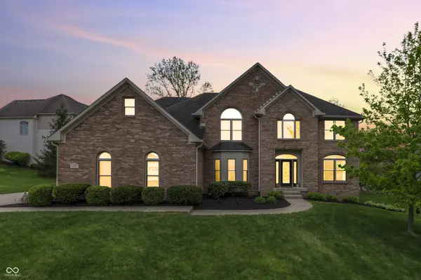 5517 Westbourne CT, Greenwood, IN 46143