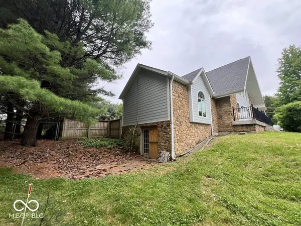 5075 Olive Branch RD, Greenwood, IN 46143