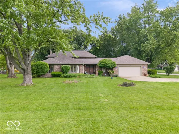 7018 Creekwood EST, Brownsburg, IN 46112
