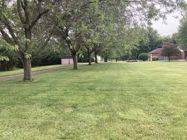 3073 N 800 W, Greenfield, IN 46140