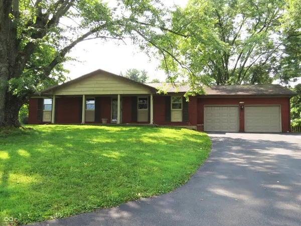 11261 E State Road 46, Columbus, IN 47203