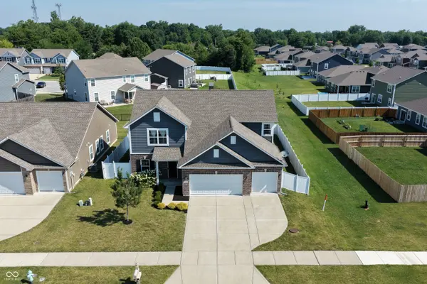 9122 Hemingway DR, Indianapolis, IN 46239