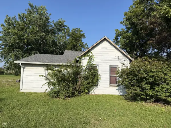 140 S Railroad ST, Whiteland, IN 46184