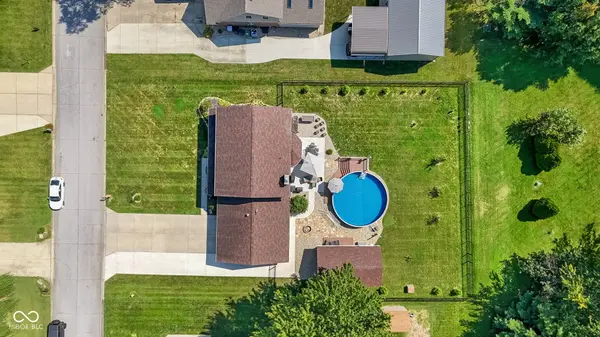 9 Marley CT, Whiteland, IN 46184