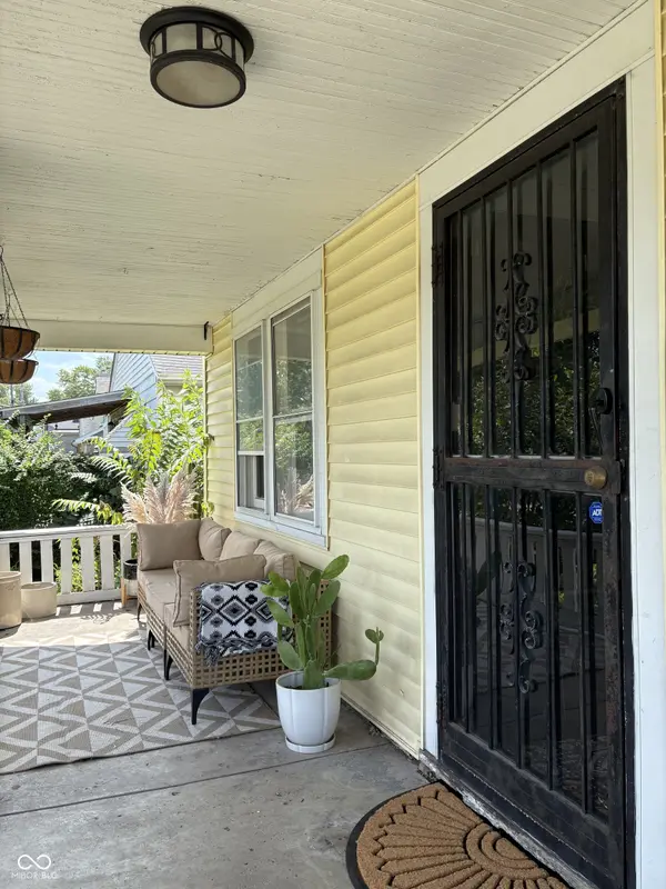 2330 Winthrop AVE, Indianapolis, IN 46205