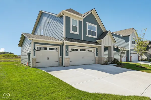 16924 Sandhurst PL, Westfield, IN 46074