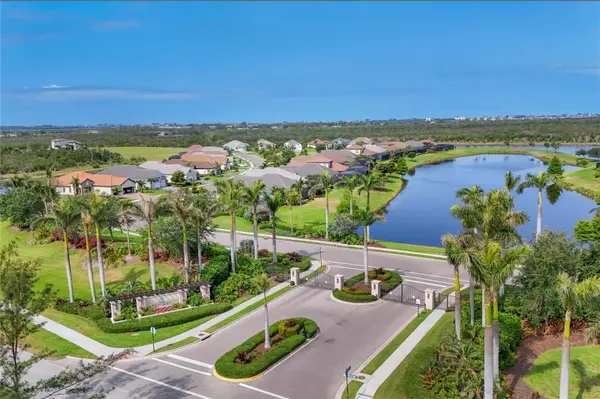 519 WILDLIFE GLN, Bradenton, FL 34209