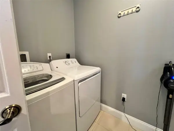 3608 54TH DR W #202, Bradenton, FL 34210