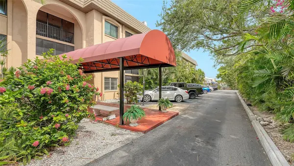 3700 S OSPREY AVE #222, Sarasota, FL 34239