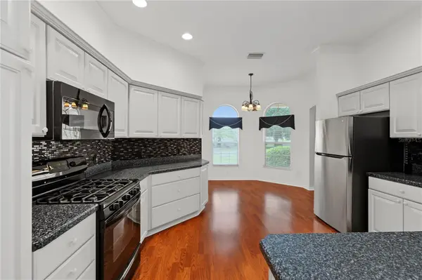 556 KINGSTON WAY, The Villages, FL 32162