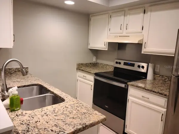 900 SW 62ND BLVD #B8, Gainesville, FL 32607