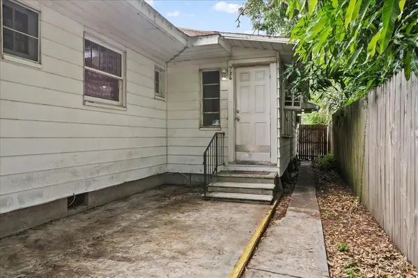 724 W CENTRAL AVE, Winter Haven, FL 33880