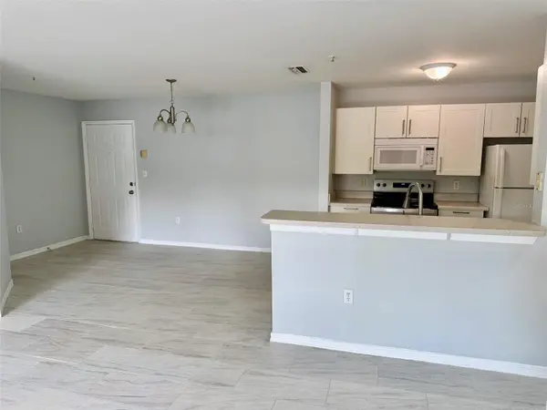 5475 VINELAND RD #8113, Orlando, FL 32811