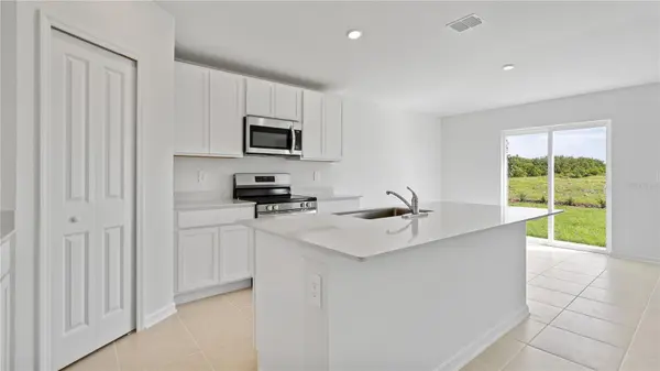 1933 PINE MEADOWS GOLFCOURSE RD, Eustis, FL 32726