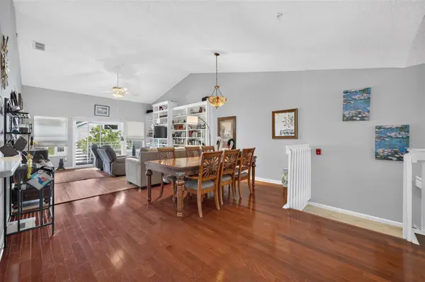 6057 LAKE POINTE DR #410, Orlando, FL 32822