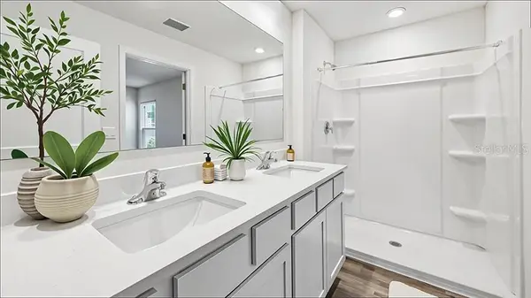 3018 BILTMORE LN, Wildwood, FL 34785