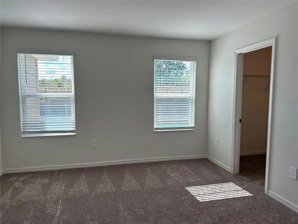 9354 WESTSIDE HILLS DR, Davenport, FL 33896
