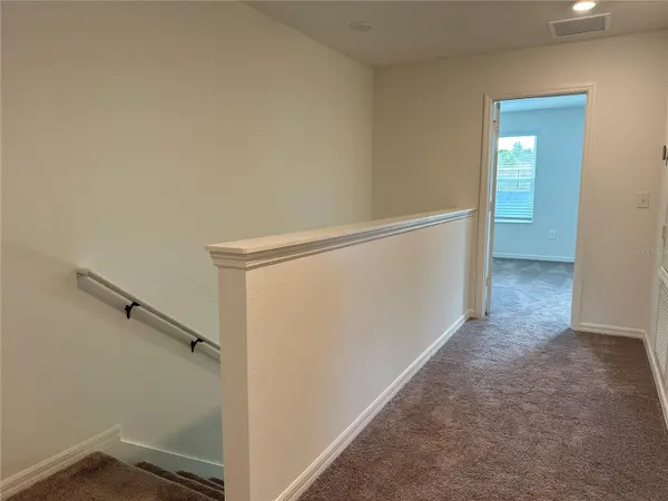 9354 WESTSIDE HILLS DR, Davenport, FL 33896