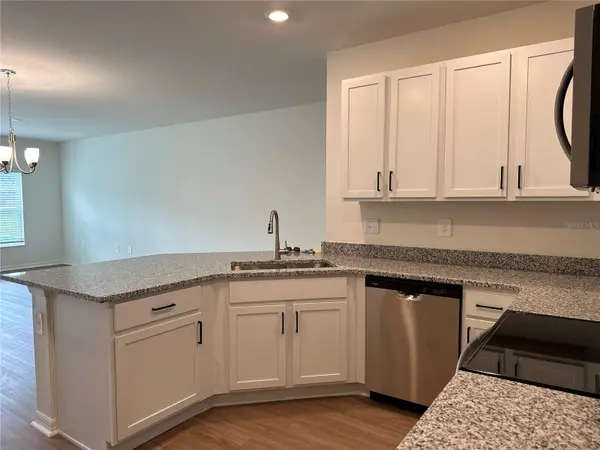 9354 WESTSIDE HILLS DR, Davenport, FL 33896