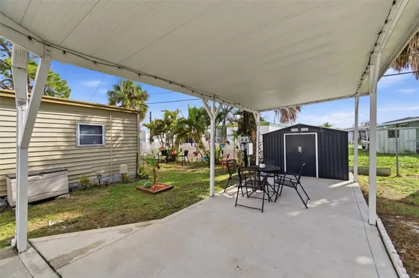 7803 46TH AVE N #90, St Petersburg, FL 33709