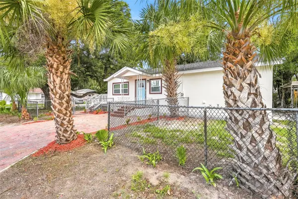 1002 E SEWARD ST, Tampa, FL 33604
