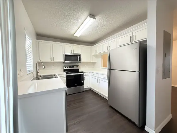 254 CASTLEKEEPER PL, Valrico, FL 33594