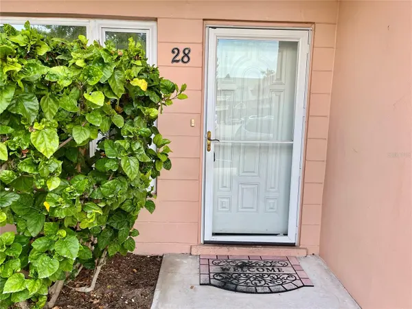 2458 COLUMBIA DR #28, Clearwater, FL 33763