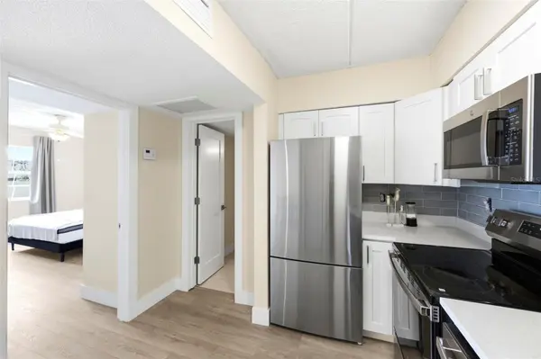 10365 PARADISE BLVD #1, Treasure Island, FL 33706