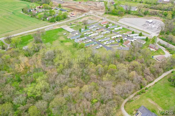 2202 N Bluff Rd., Glen Carbon, IL 62034