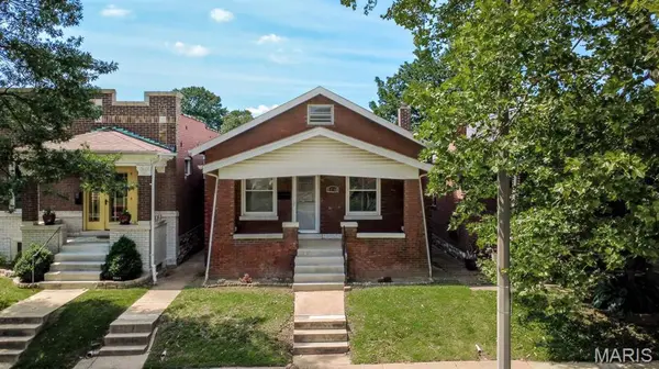 5218 Lisette AVE, St Louis, MO 63109
