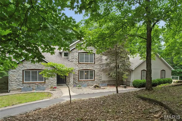 161 Stuart LN, Eureka, MO 63025