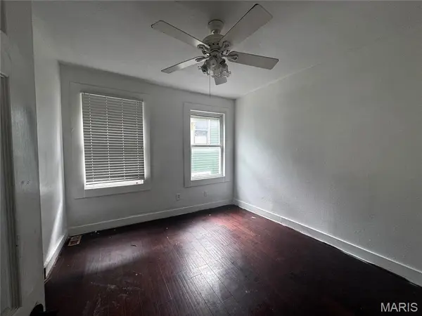 8422 Pennsylvania AVE, St Louis, MO 63111