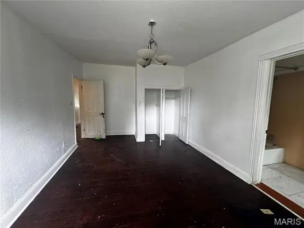 8422 Pennsylvania AVE, St Louis, MO 63111