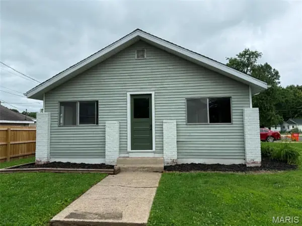 129 N Hudson ST, Vandalia, IL 62471