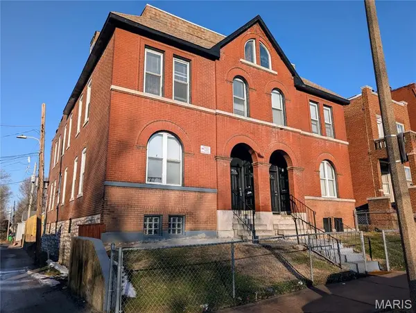 3743 Wisconsin AVE, St Louis, MO 63118