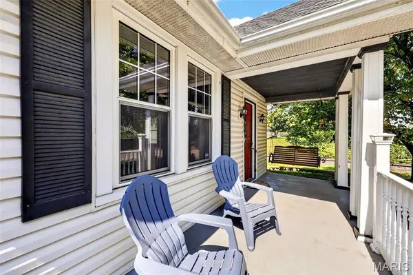 2103 W Randolph ST, St Charles, MO 63301