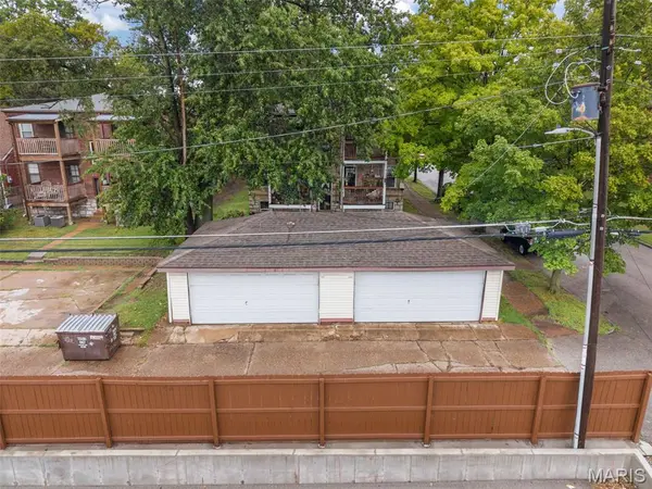 3400 Lawn AVE, St Louis, MO 63139