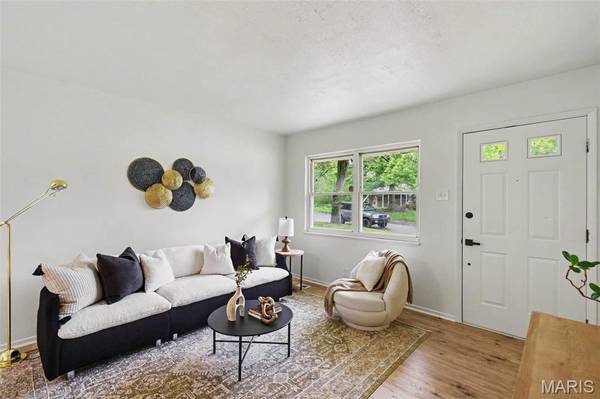 241 Glen Garry RD, St Louis, MO 63137