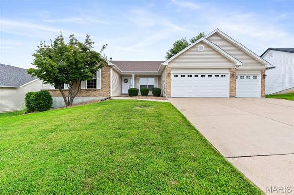 312 Thoreau BLVD, O'fallon, MO 63366