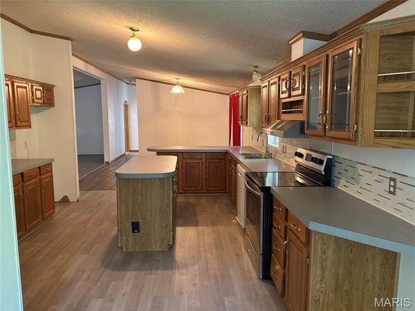 10153 Highway 185, Sullivan, MO 63080