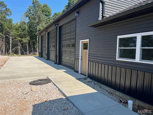 11069 E State Highway 47, Cadet, MO 63630
