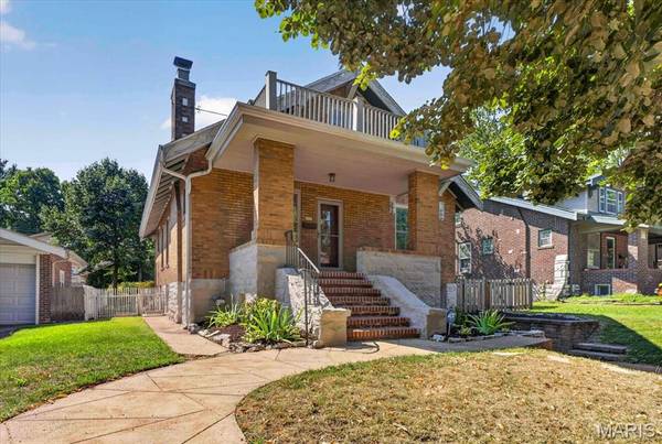 7210 Colgate AVE, University City, MO 63130