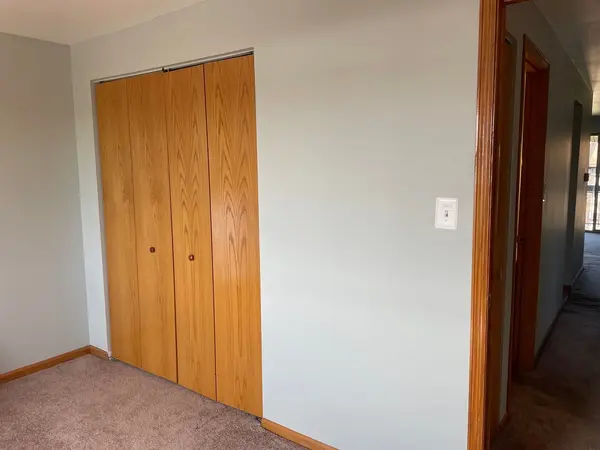 15834 Orlan Brook DR #3W, Orland Park, IL 60462