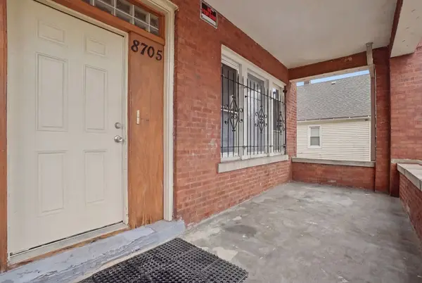 8705 S Saginaw AVE, Chicago, IL 60617