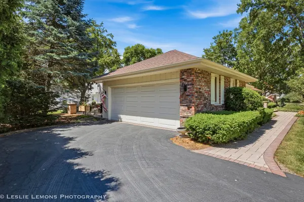 1160 Cheshire AVE, Naperville, IL 60540