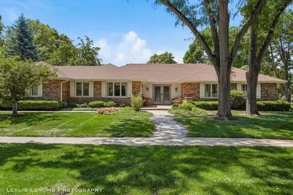 1160 Cheshire AVE,  Naperville,  IL 60540