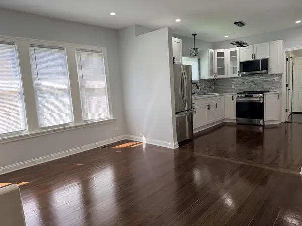 10010 S Emerald AVE, Chicago, IL 60628