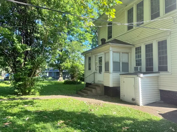 310 E 3rd ST, Metropolis, IL 62960