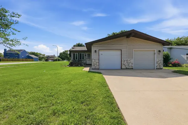 700 Michigan AVE, South Elgin, IL 60177