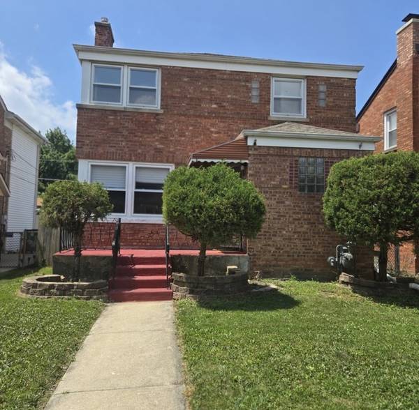 2106 S 22nd AVE, Broadview, IL 60155
